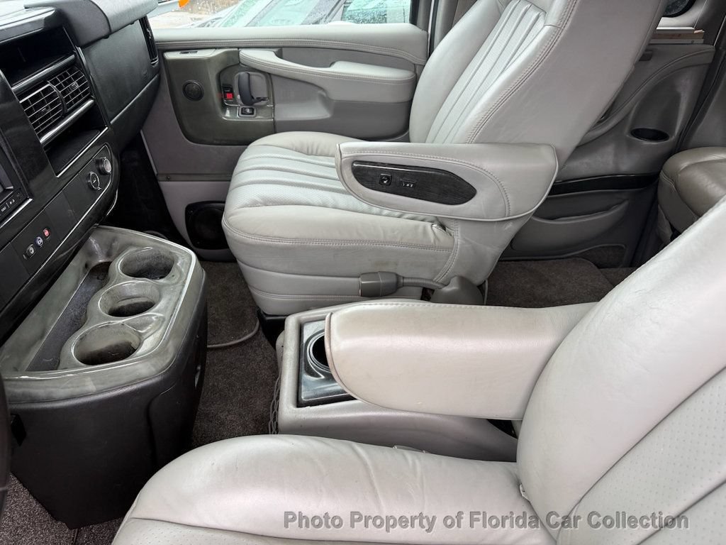 Used 2013 GMC Savana 1500 RWD image 29