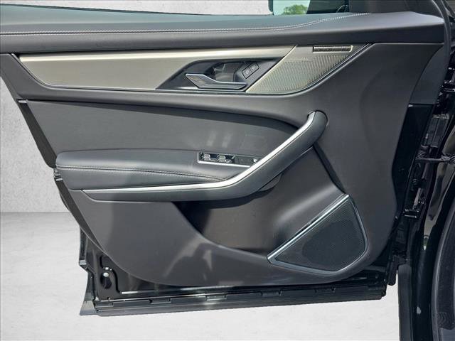 Certified 2025 Jaguar F-PACE R-Dynamic S image 26