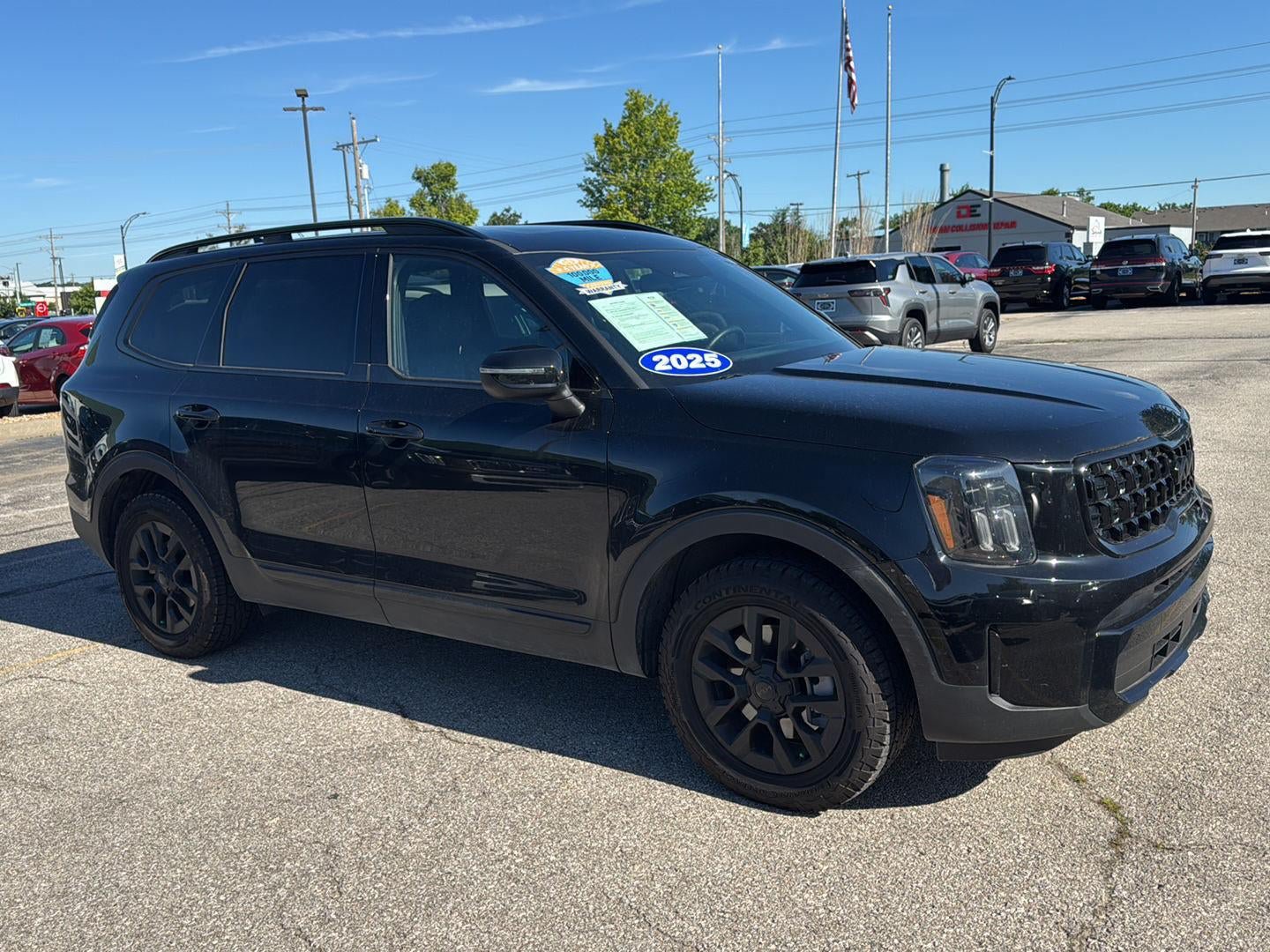 Used 2025 Kia Telluride AWD image 1