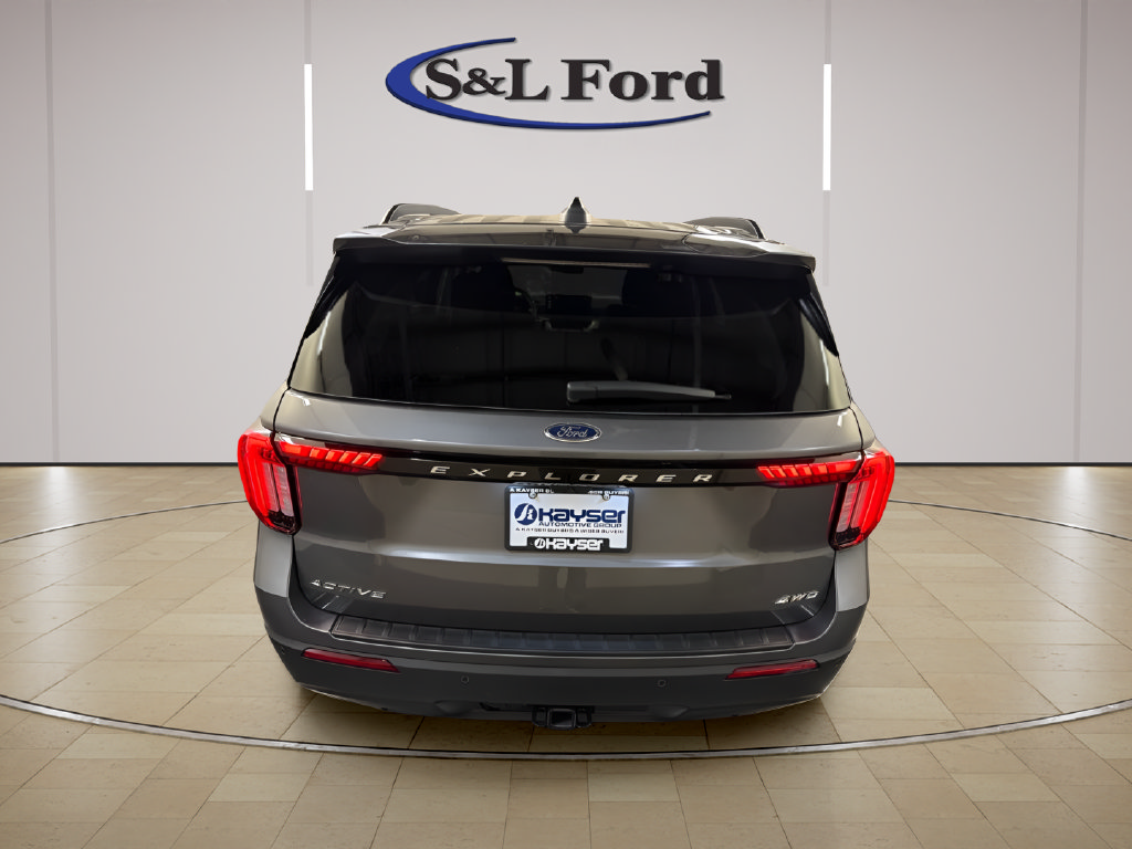 New 2026 Ford Explorer Active AWD/4WD image 3