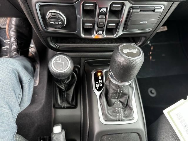New 2026 Jeep Wrangler Unlimited Sport AWD/4WD image 27