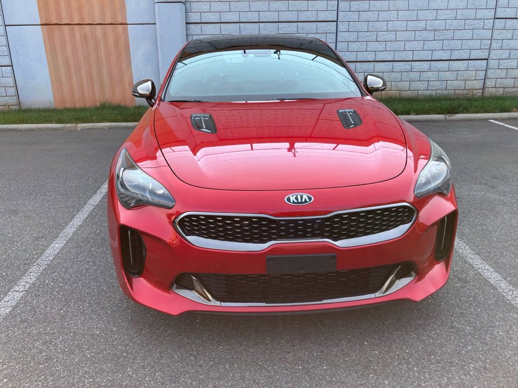 Used 2019 Kia Stinger GT2 image 2