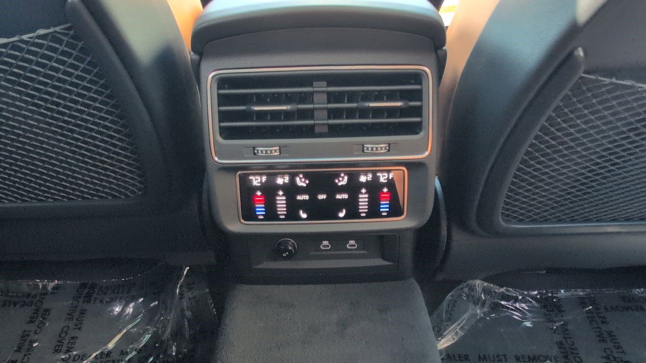 New 2025 Audi RS Q8 performance image 21