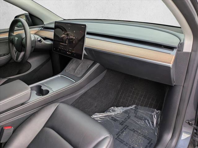 Used 2023 Tesla Model Y Long Range image 21