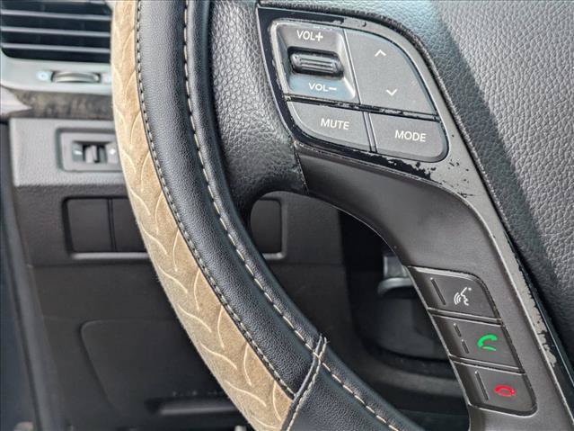 Used 2017 Hyundai Santa Fe Sport FWD image 16