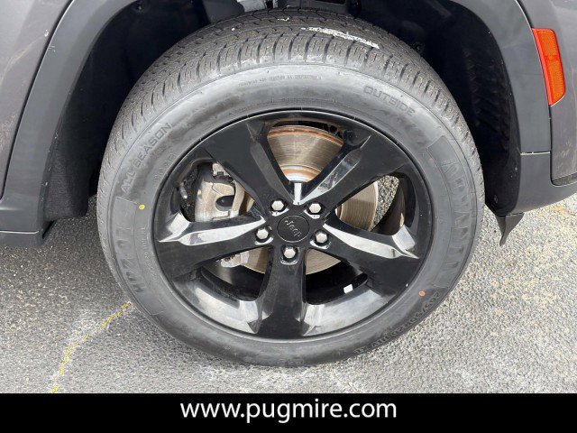 Used 2021 Jeep Grand Cherokee L Laredo AWD/4WD image 12