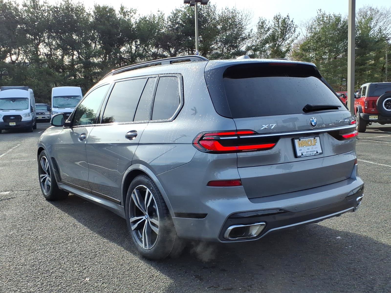 Used 2024 BMW X7 xDrive40i w/ M Sport Package image 5