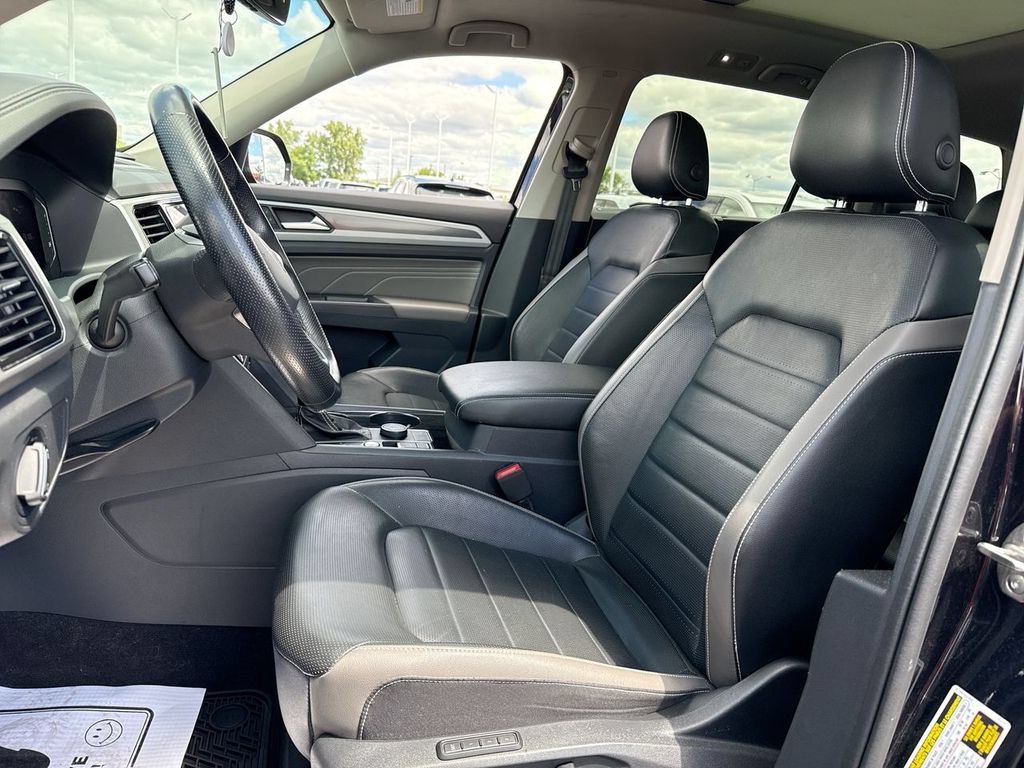 Used 2022 Volkswagen Atlas SEL Premium AWD/4WD image 11