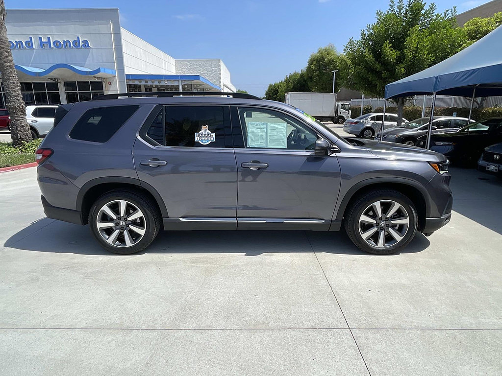 Certified 2024 Honda Pilot Touring image 26