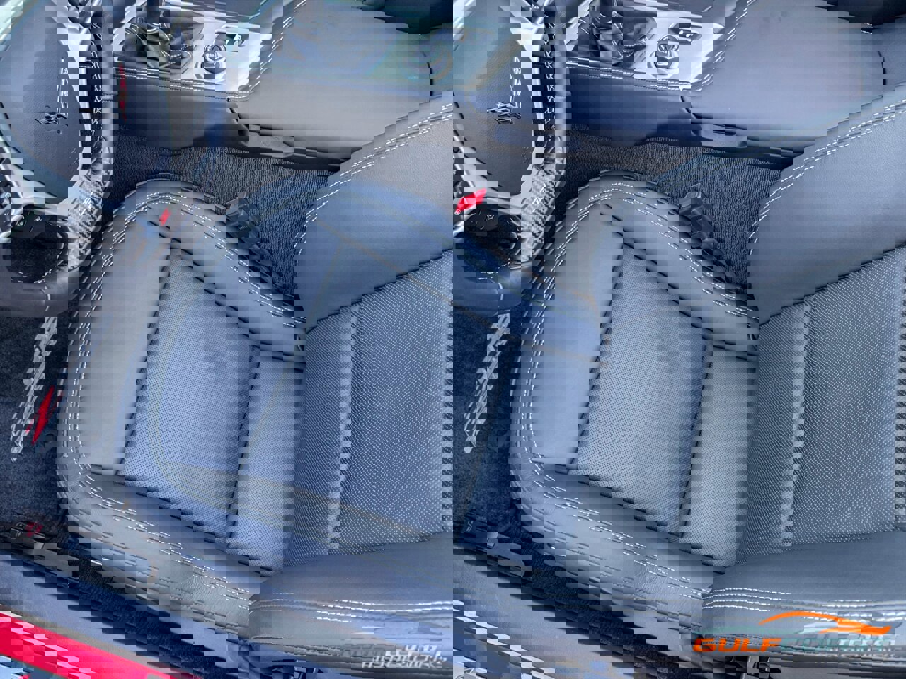 Used 2015 Chevrolet Corvette Z06 w/ 3LZ Preferred Equipment Group image 25