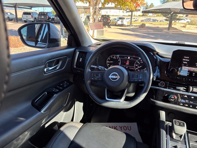 Certified 2024 Nissan Pathfinder SL w/ Black Appearance Package AWD/4WD image 24