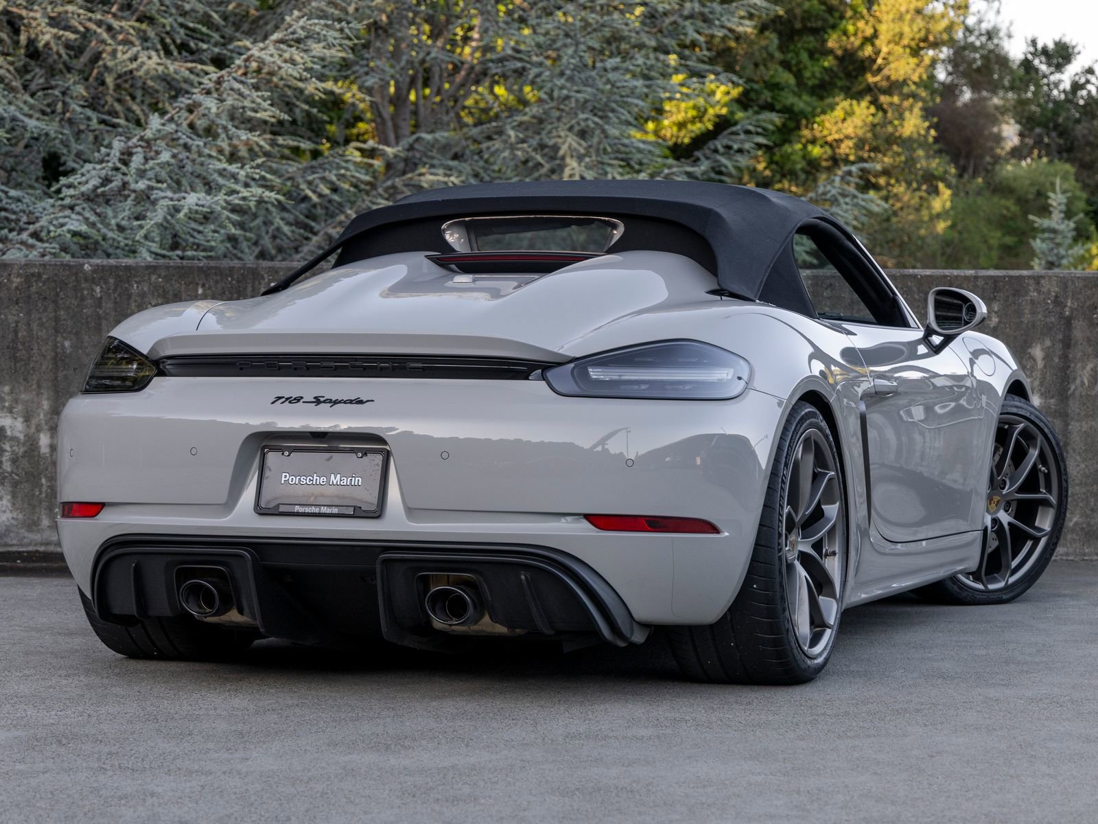 Used 2021 Porsche 718 Boxster Spyder RWD image 11