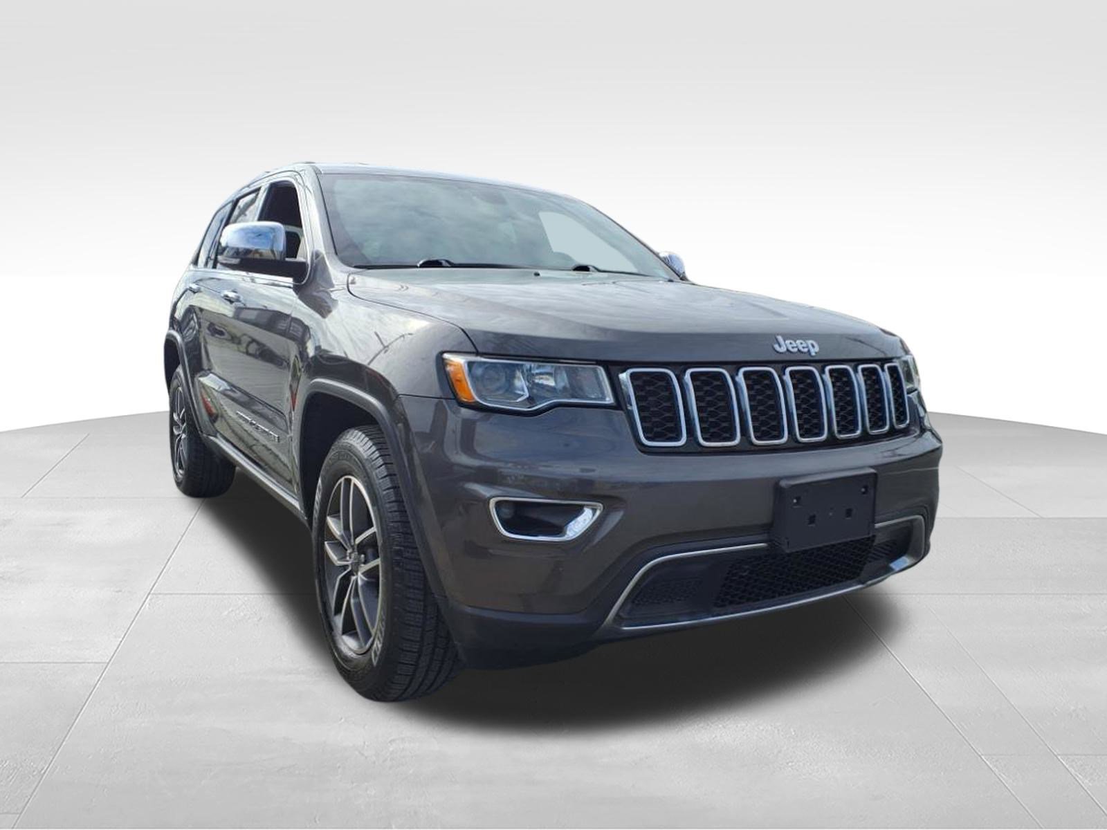 Used 2020 Jeep Grand Cherokee Limited image 3