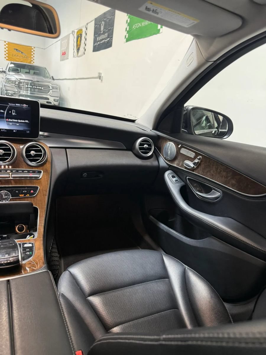 Used 2015 Mercedes-Benz C 300 4MATIC Sedan w/ Multimedia Package image 18