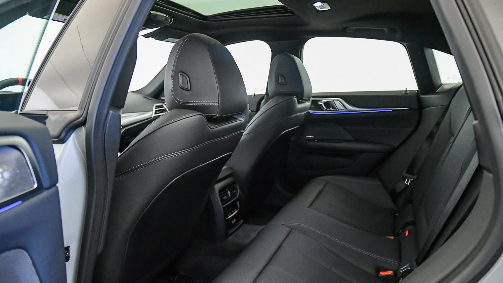 Used 2025 BMW i4 M50 AWD/4WD image 27