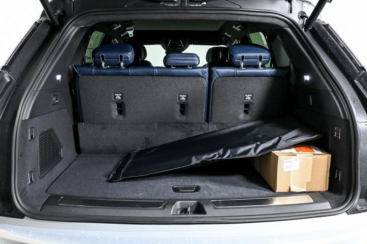 New 2025 Cadillac Escalade IQ Sport 2 image 33