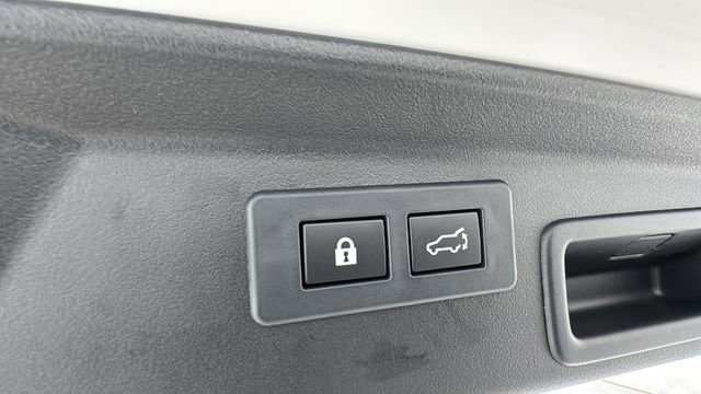 New 2026 Subaru Outback Touring XT image 16