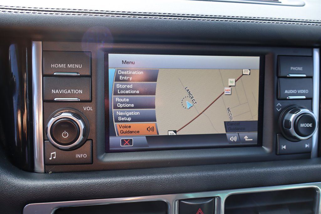 Used 2010 Land Rover Range Rover Supercharged AWD/4WD image 28