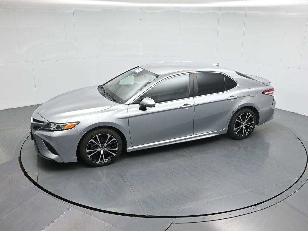 Used 2020 Toyota Camry SE image 41