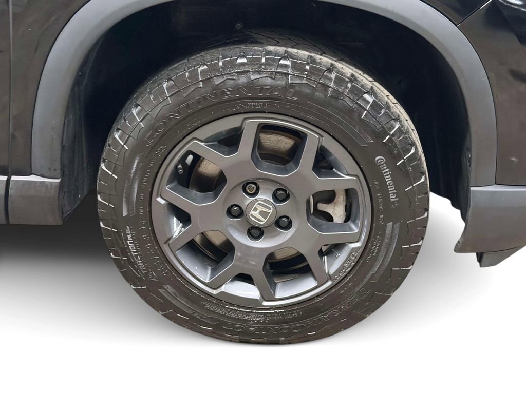 Used 2025 Honda Pilot TrailSport image 9