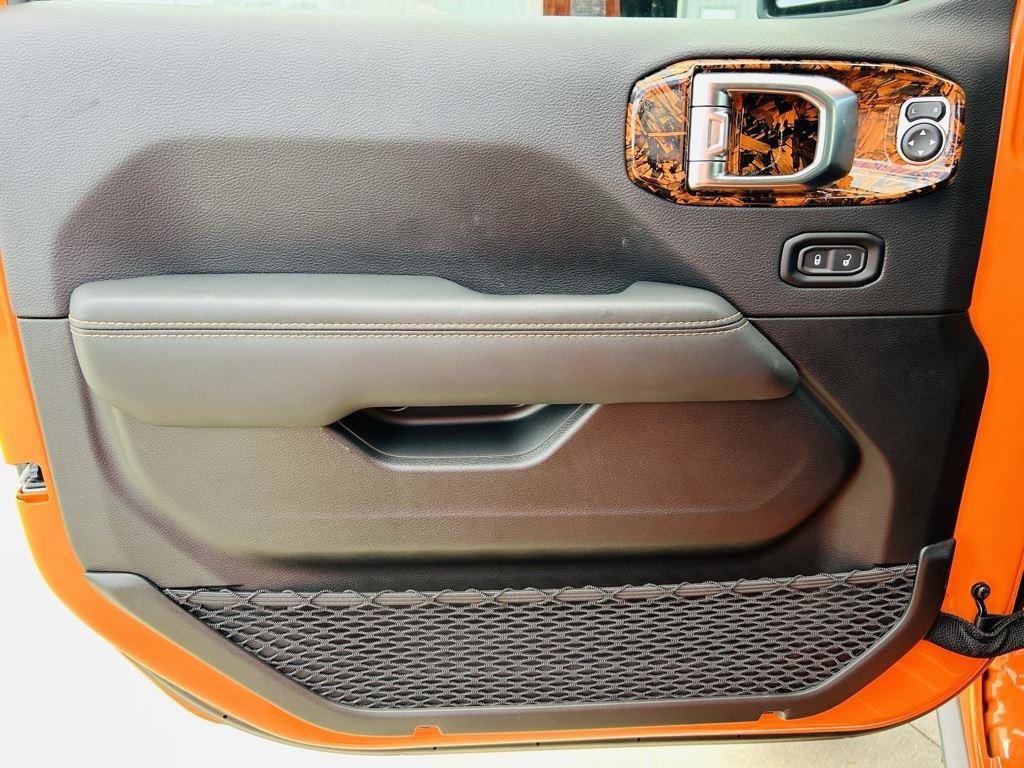 New 2025 Jeep Gladiator Sport w/ Premium Package image 14