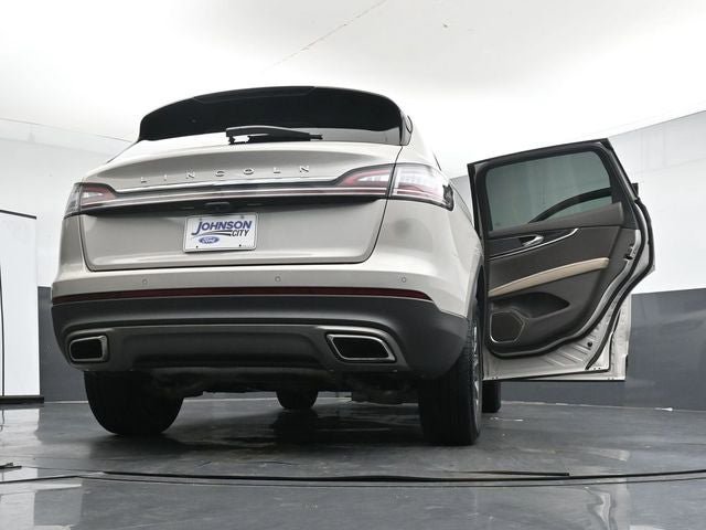 Used 2022 Lincoln Nautilus Reserve AWD/4WD image 42