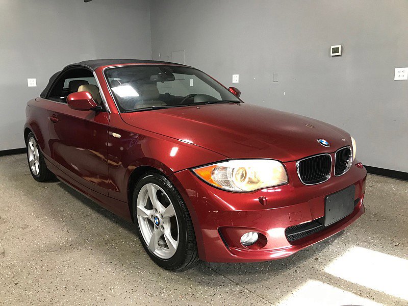 Used 2013 BMW 128i Convertible RWD image 2