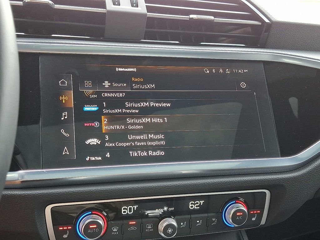 Certified 2024 Audi Q3 2.0T Premium Plus image 19