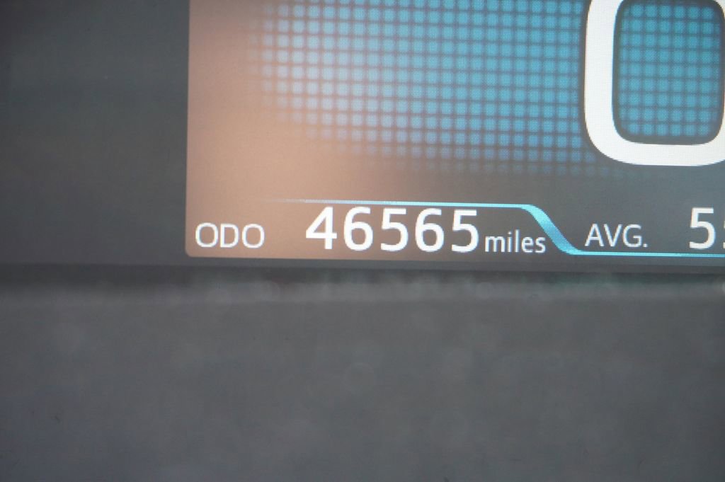 Certified 2019 Toyota Prius LE w/ Carpet Mat Package FWD image 4