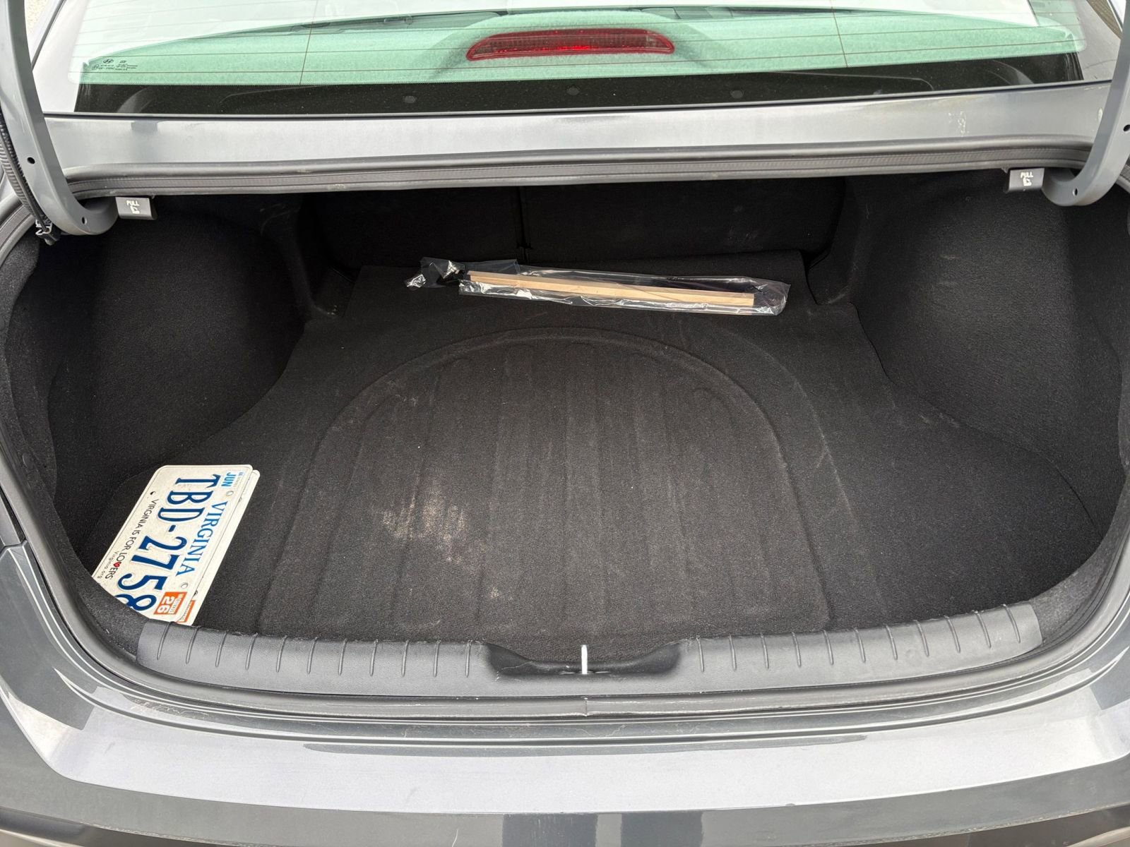 Used 2025 Hyundai Elantra SEL image 35