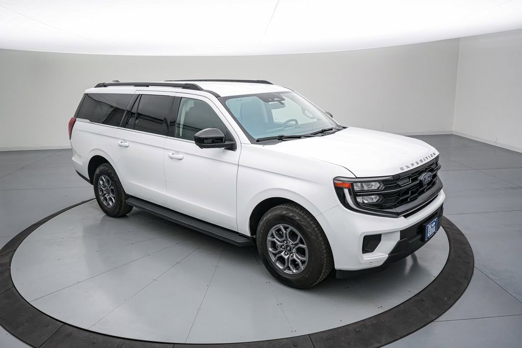 Certified 2025 Ford Expedition Max Active AWD/4WD image 3