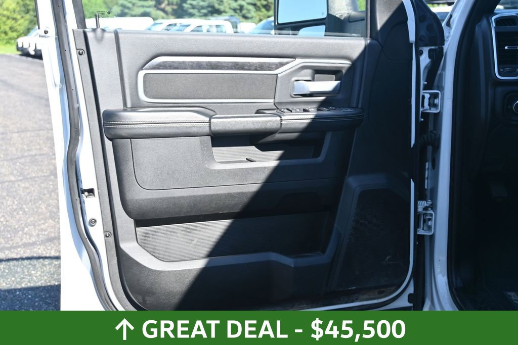 Used 2024 RAM 3500 Big Horn AWD/4WD image 23
