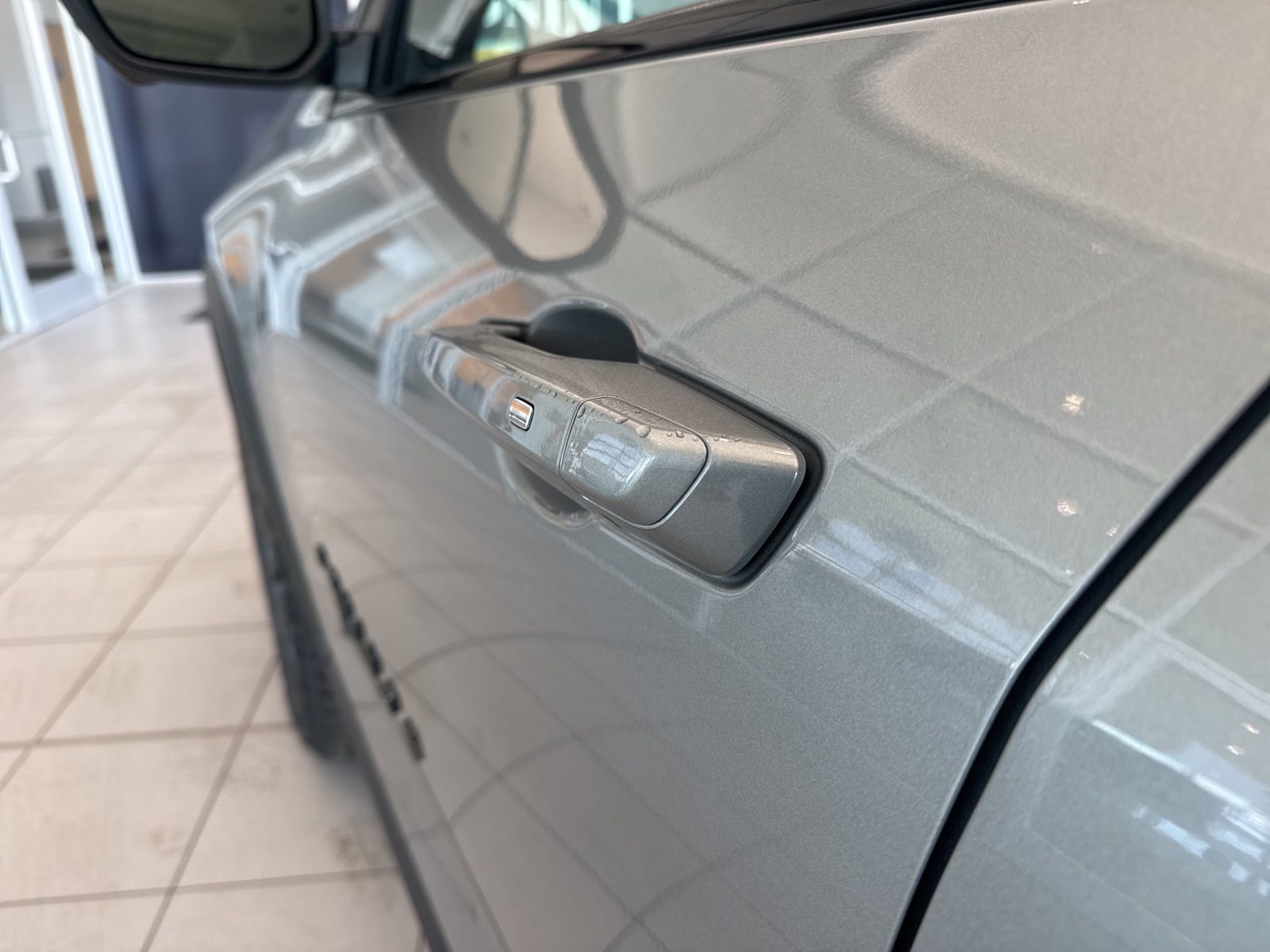 New 2026 Chevrolet Equinox ACTIV w/ Convenience Package III image 10