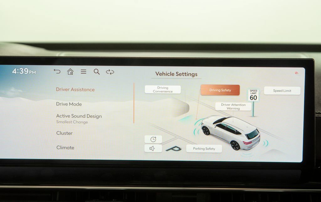 Used 2026 Genesis GV80 2.5T image 31