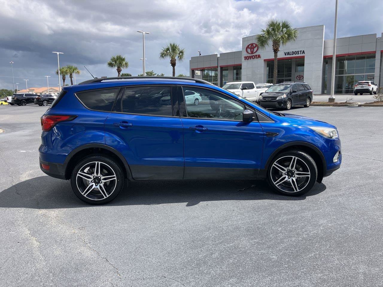 Used 2019 Ford Escape SEL FWD image 6
