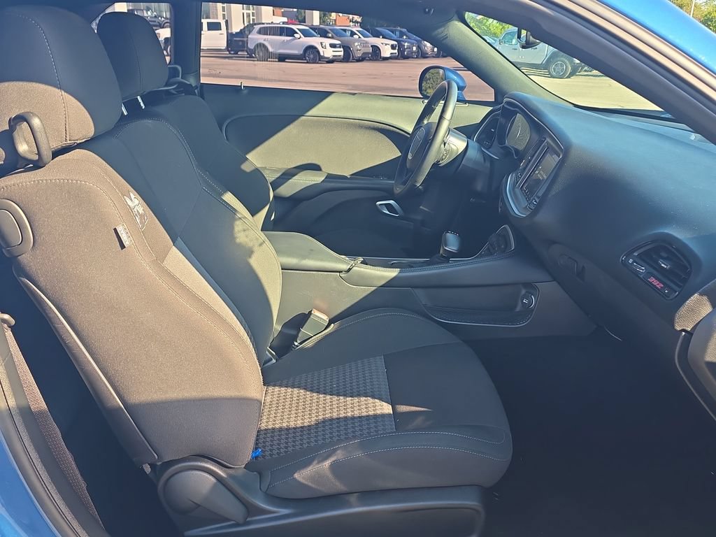 Used 2022 Dodge Challenger R/T Scat Pack RWD image 16