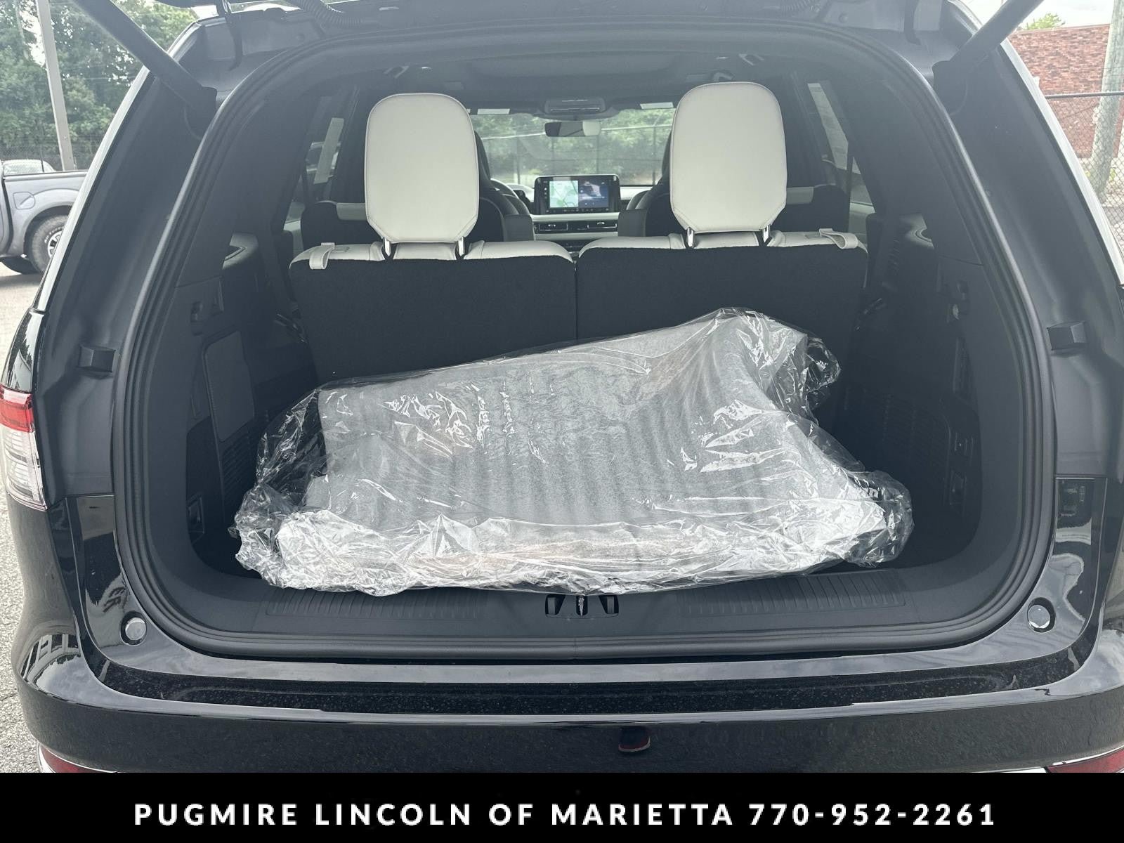 New 2026 Lincoln Aviator Black Label w/ Dynamic Handling Package AWD/4WD image 18