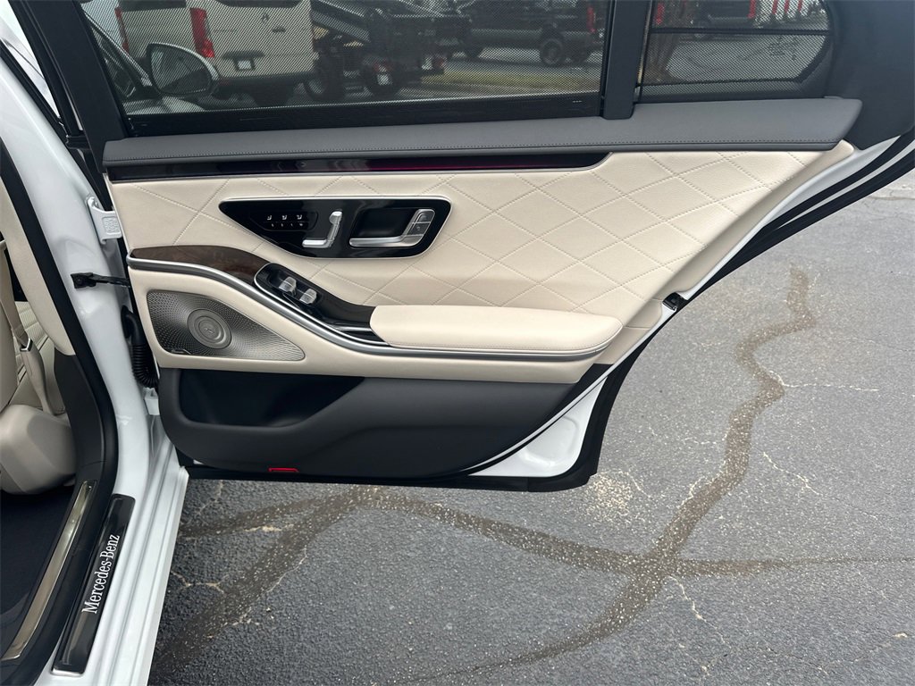 New 2026 Mercedes-Benz S 580 4MATIC Sedan image 19
