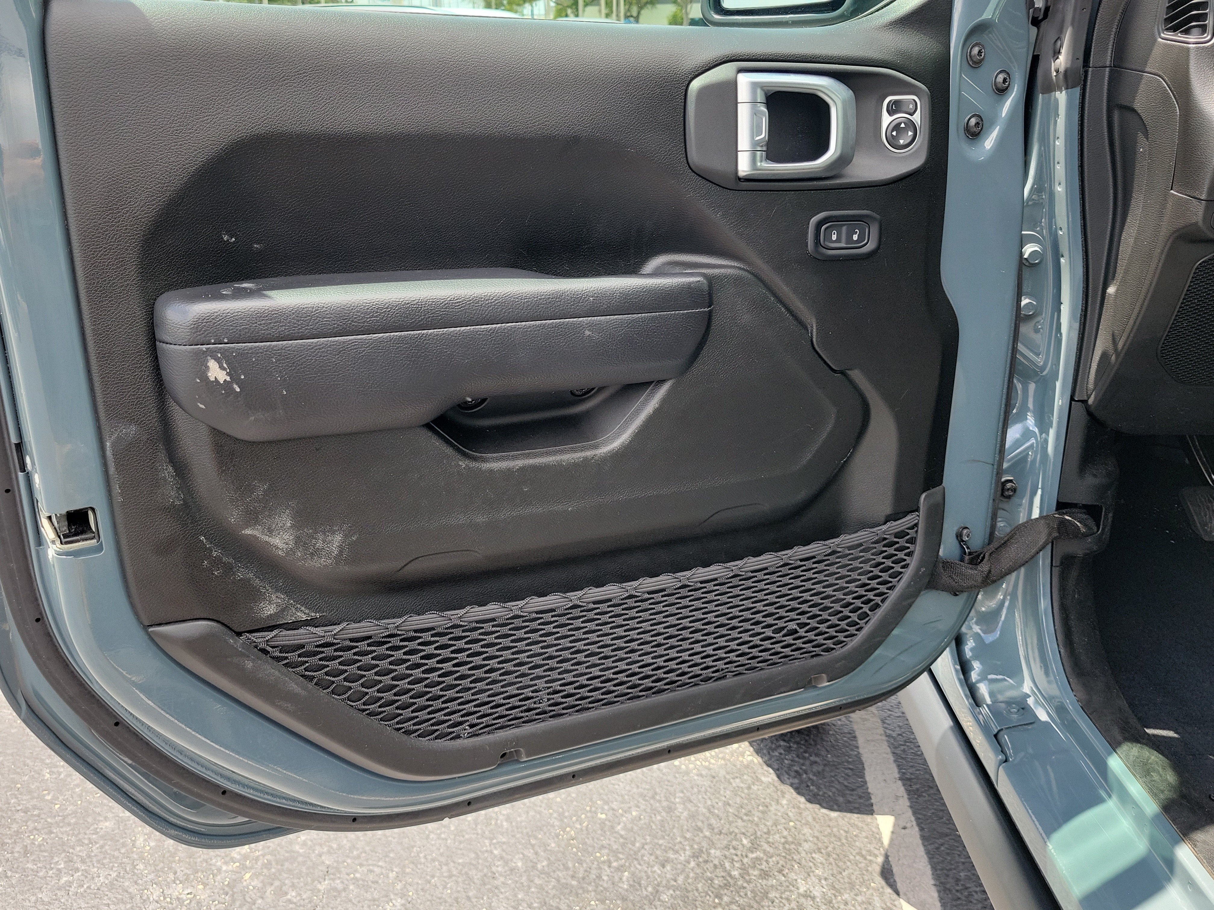 Used 2024 Jeep Gladiator Sport AWD/4WD image 18