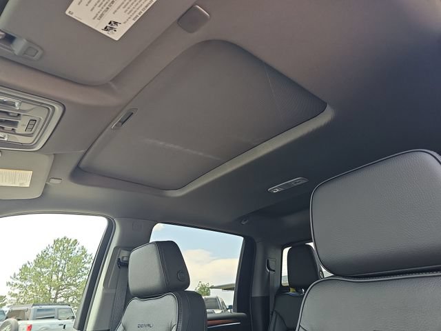 New 2026 GMC Sierra 2500 Denali w/ Denali Reserve Package AWD/4WD image 16