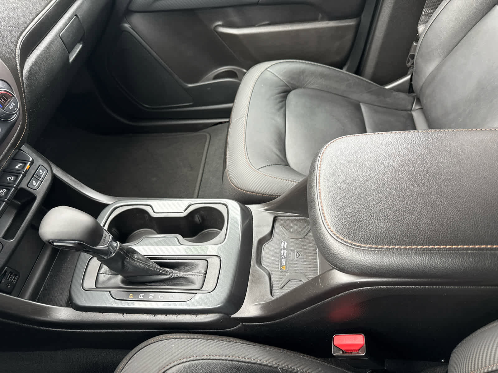 Certified 2022 GMC Canyon AT4 image 18