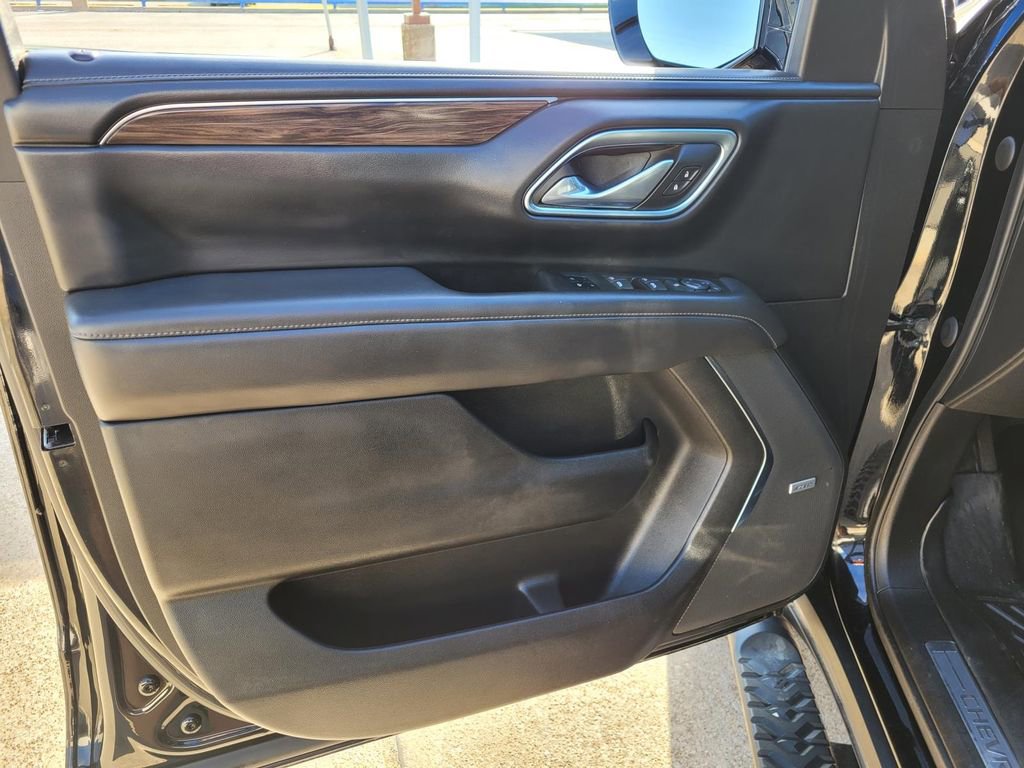 Used 2021 Chevrolet Tahoe Z71 w/ Rear Media and Nav Package image 20