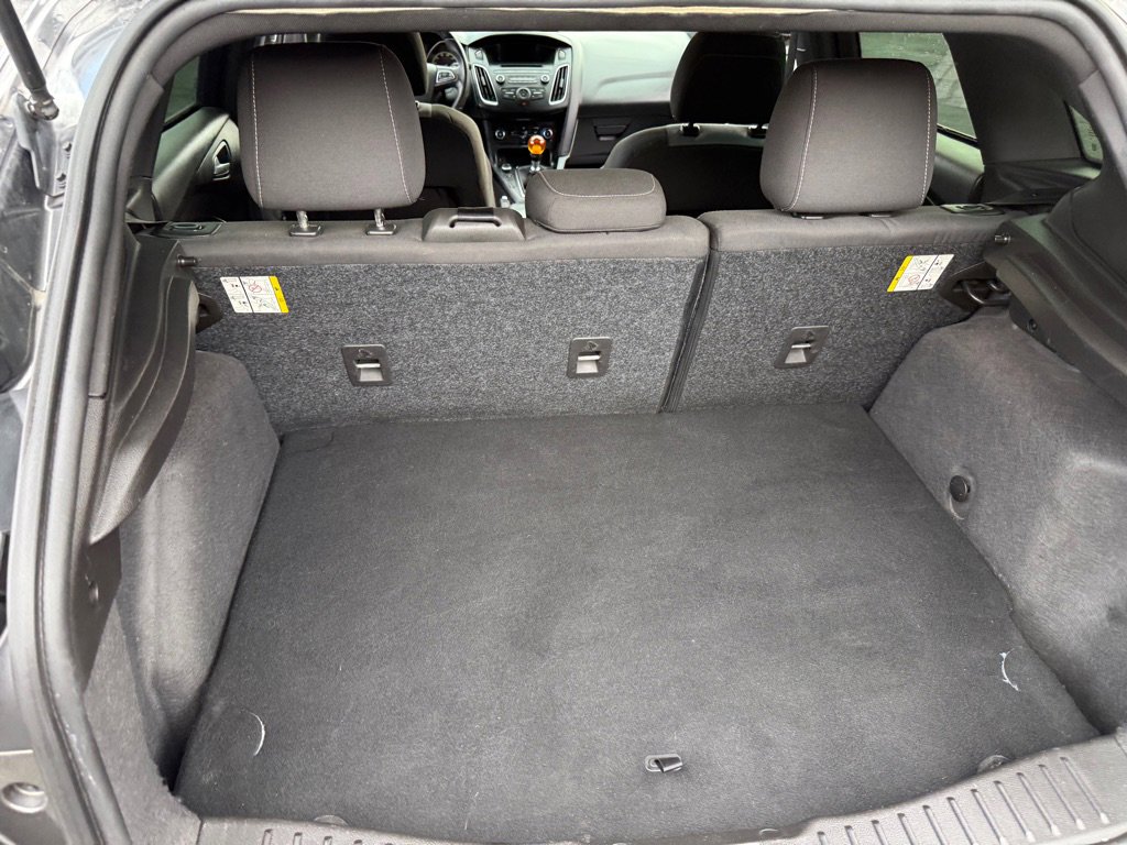 Used 2017 Ford Focus ST image 61