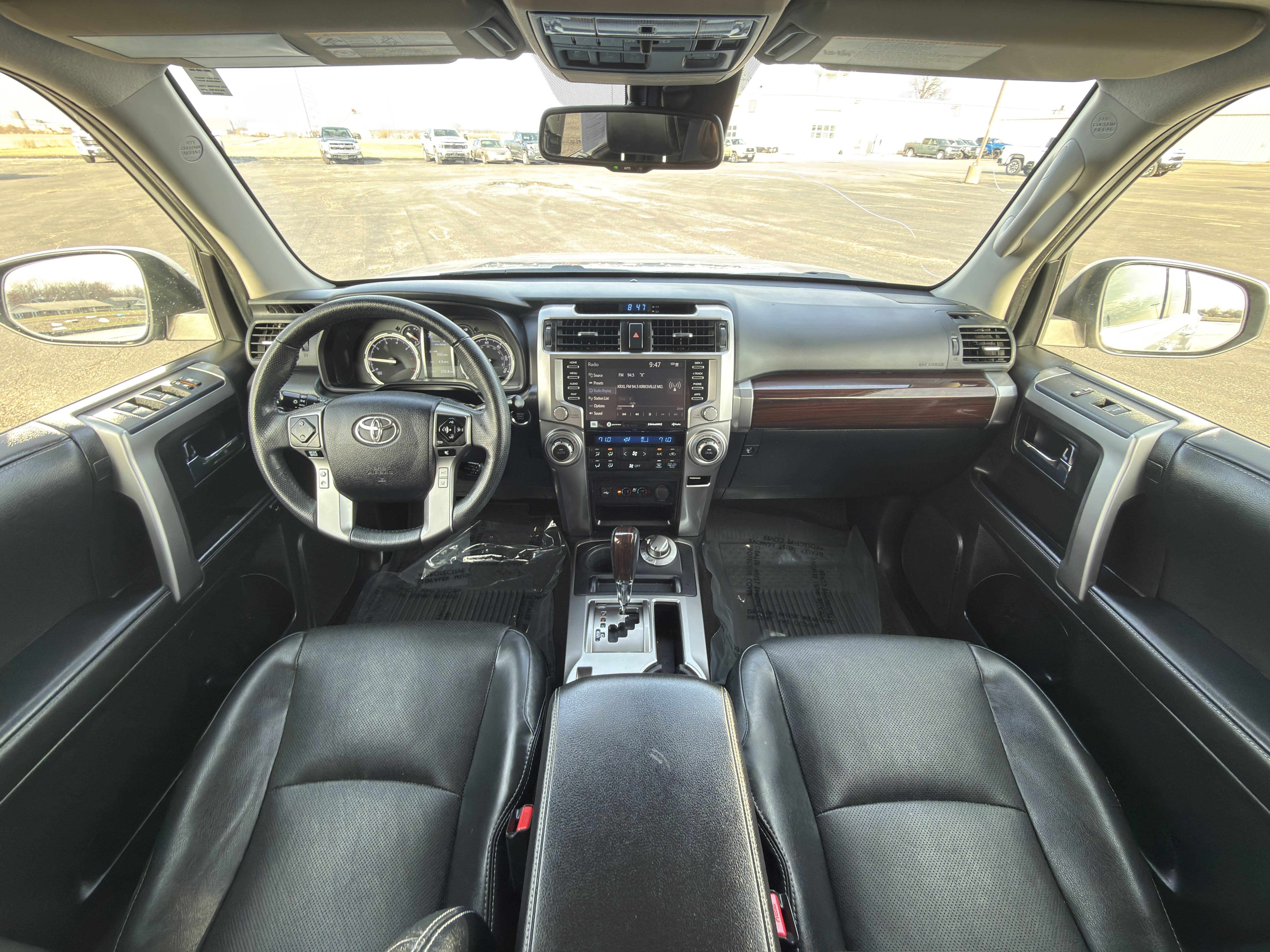 Used 2021 Toyota 4Runner Limited AWD/4WD image 11