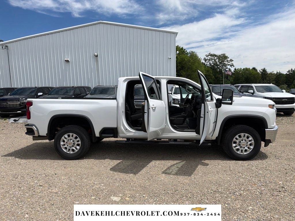 Used 2022 Chevrolet Silverado 3500 LT w/ Convenience Package AWD/4WD image 29