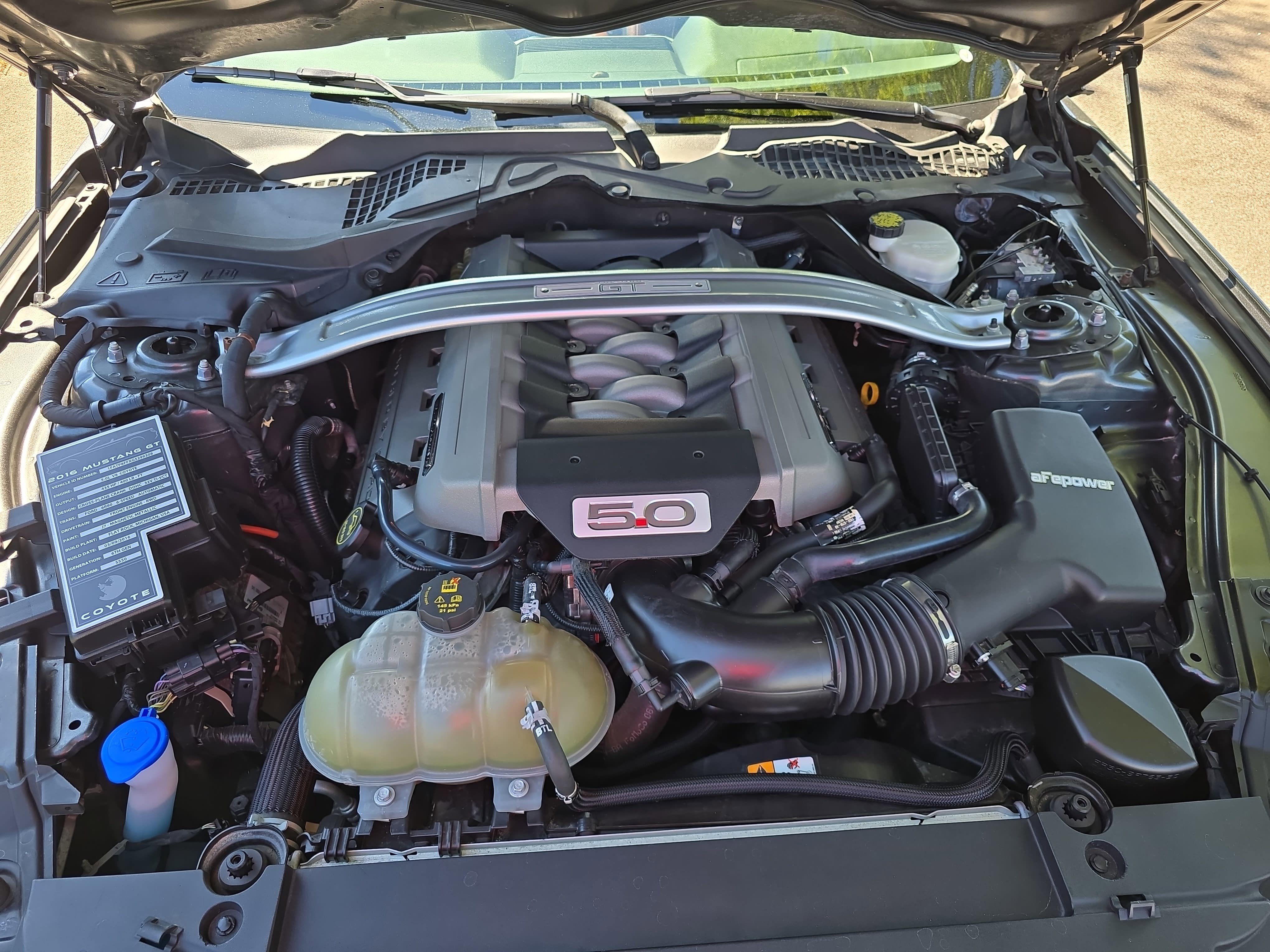 Used 2016 Ford Mustang GT Premium w/ Equipment Group 401A RWD image 33