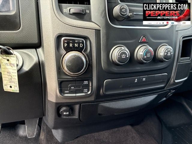 Used 2017 RAM 1500 Express AWD/4WD image 14