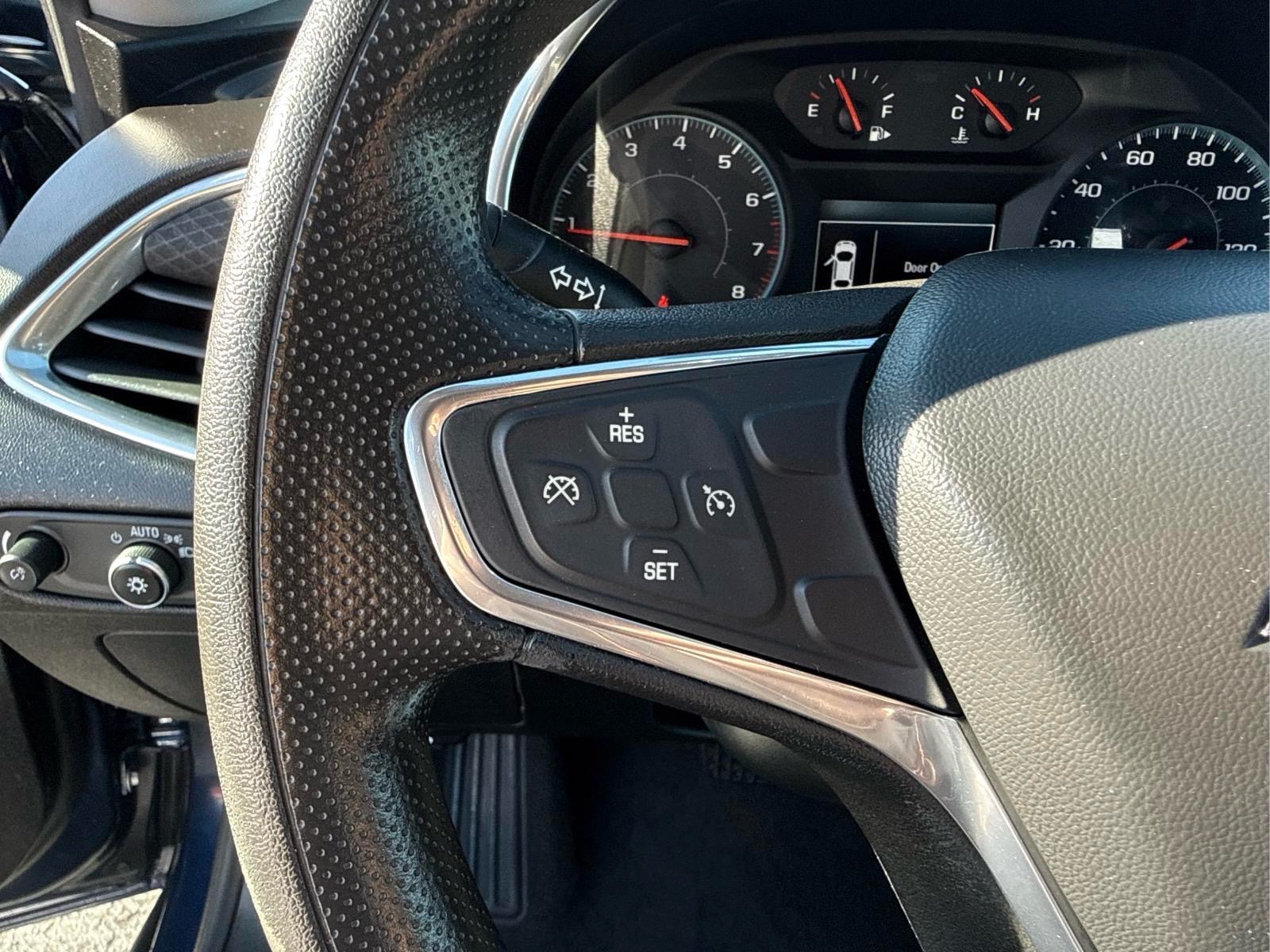 Used 2020 Chevrolet Malibu LT FWD image 25