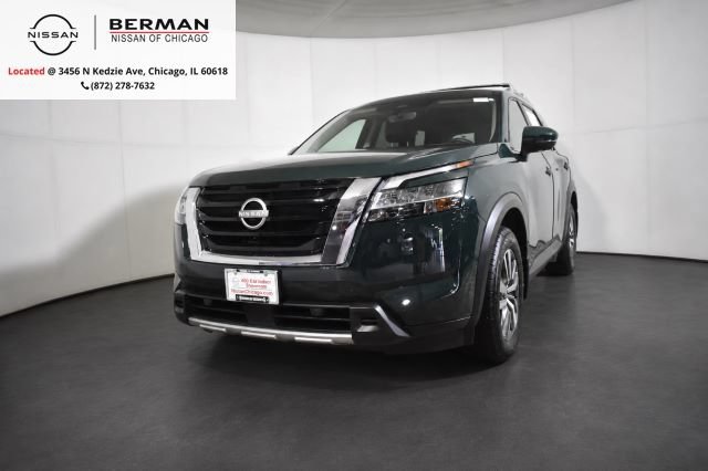 Used 2024 Nissan Pathfinder SL w/ Cargo Package AWD/4WD image 1