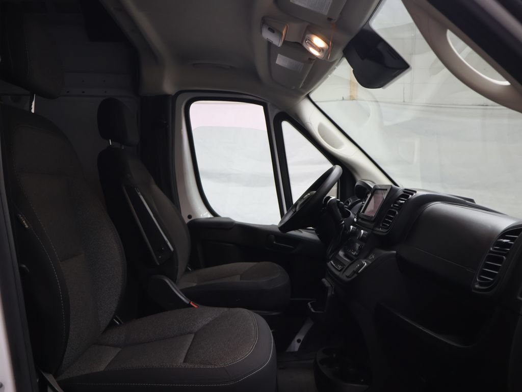 Used 2023 RAM ProMaster 2500 FWD image 9